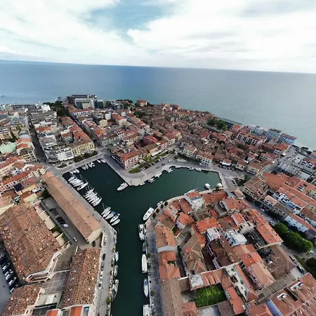 & Sea Apartament *